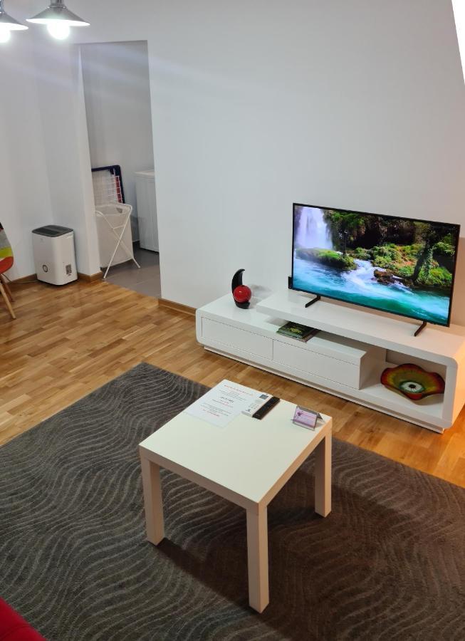 Apartament Alina Дева Екстер'єр фото